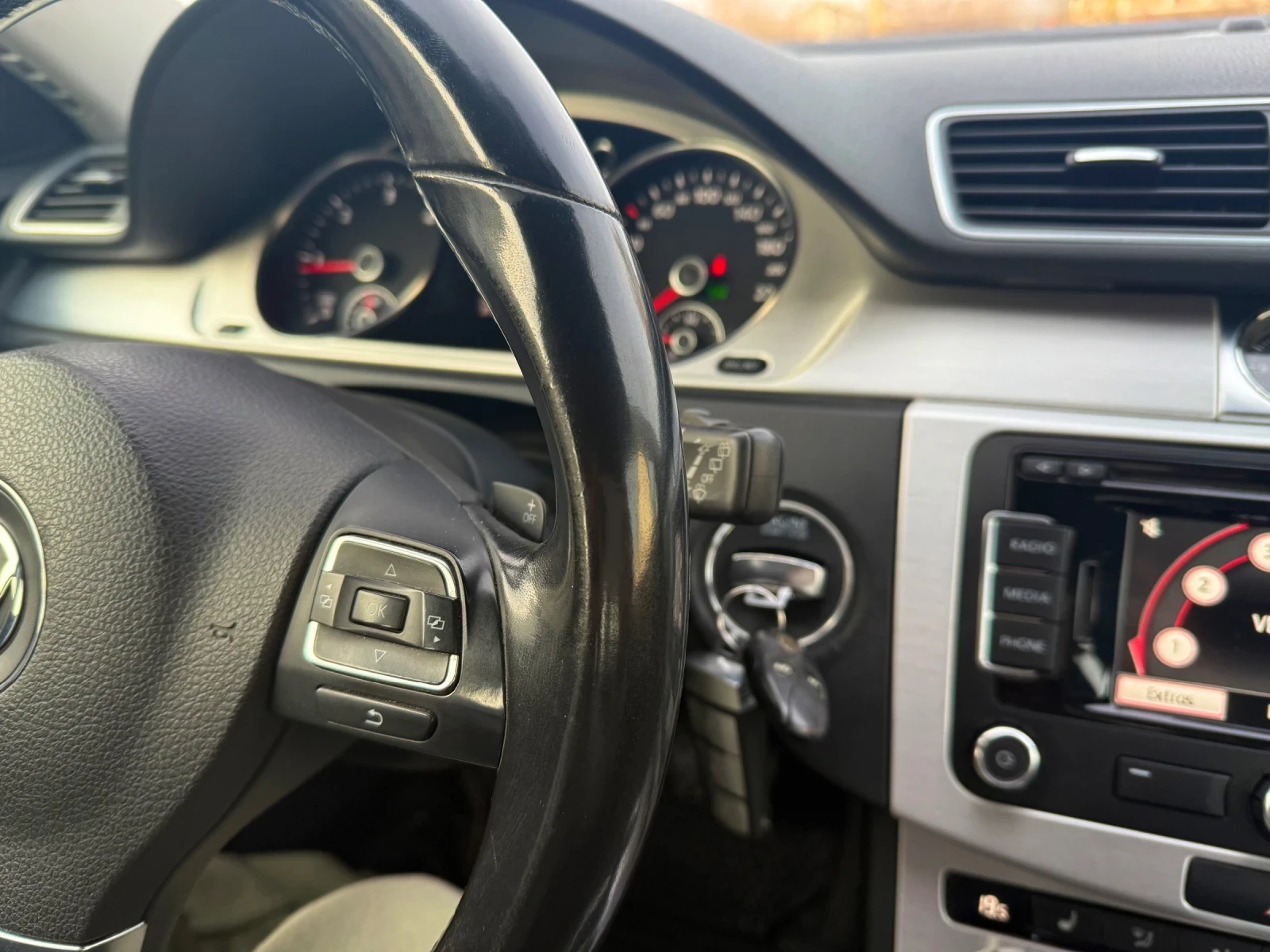 VW Passat LED High-Line , снимка 12 - Автомобили и джипове - 53786648