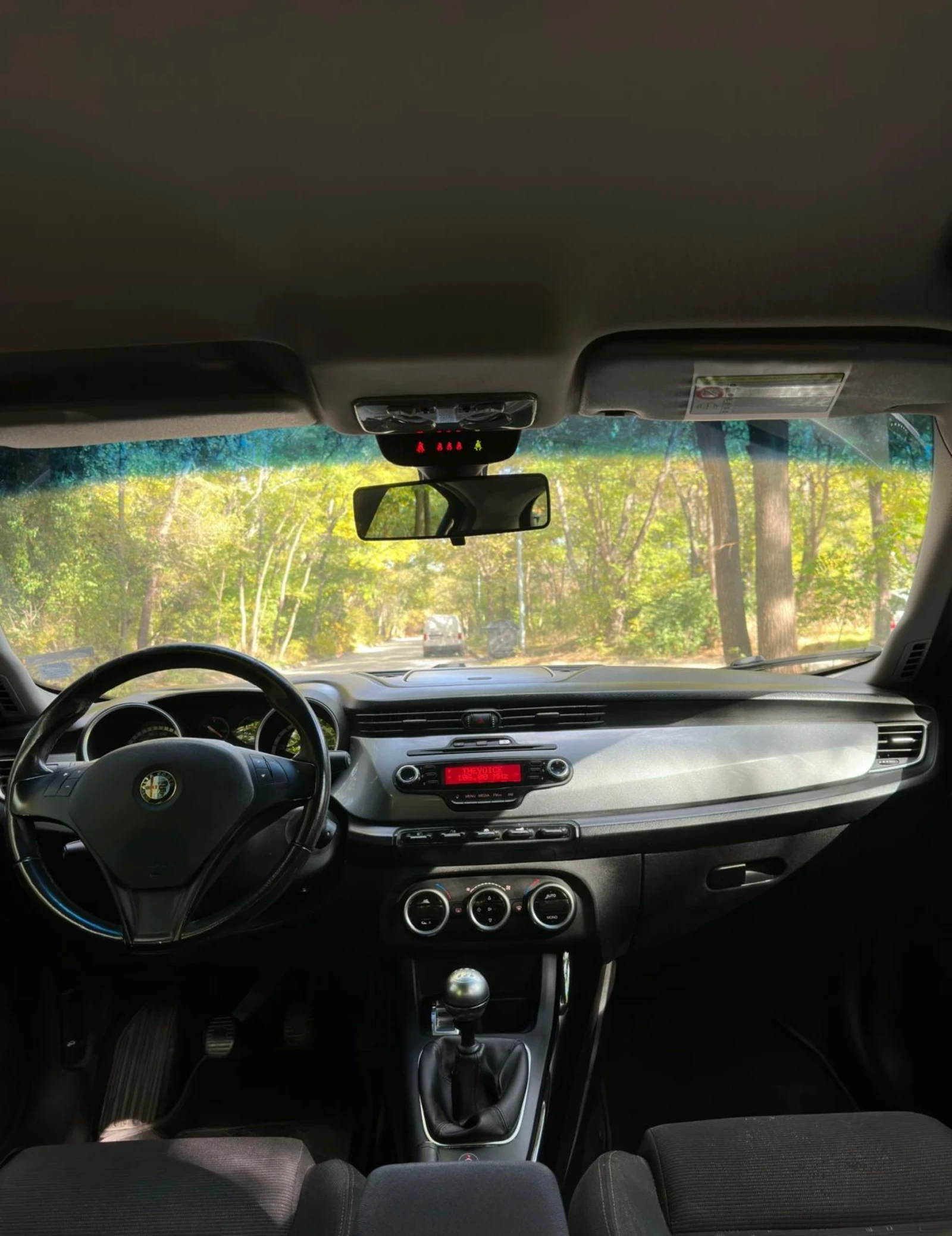 Alfa Romeo Giulietta 1.4 -BRC GAZ, снимка 7 - Автомобили и джипове - 54005293