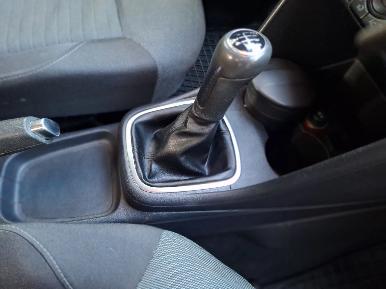 VW Polo 1.6 TDI | Mobile.bg � ����������� 12