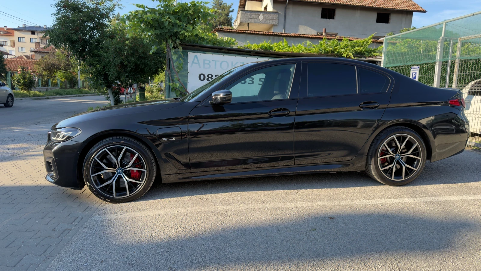 BMW 545  Plug-in Hybrid, снимка 4 - Автомобили и джипове - 54868272