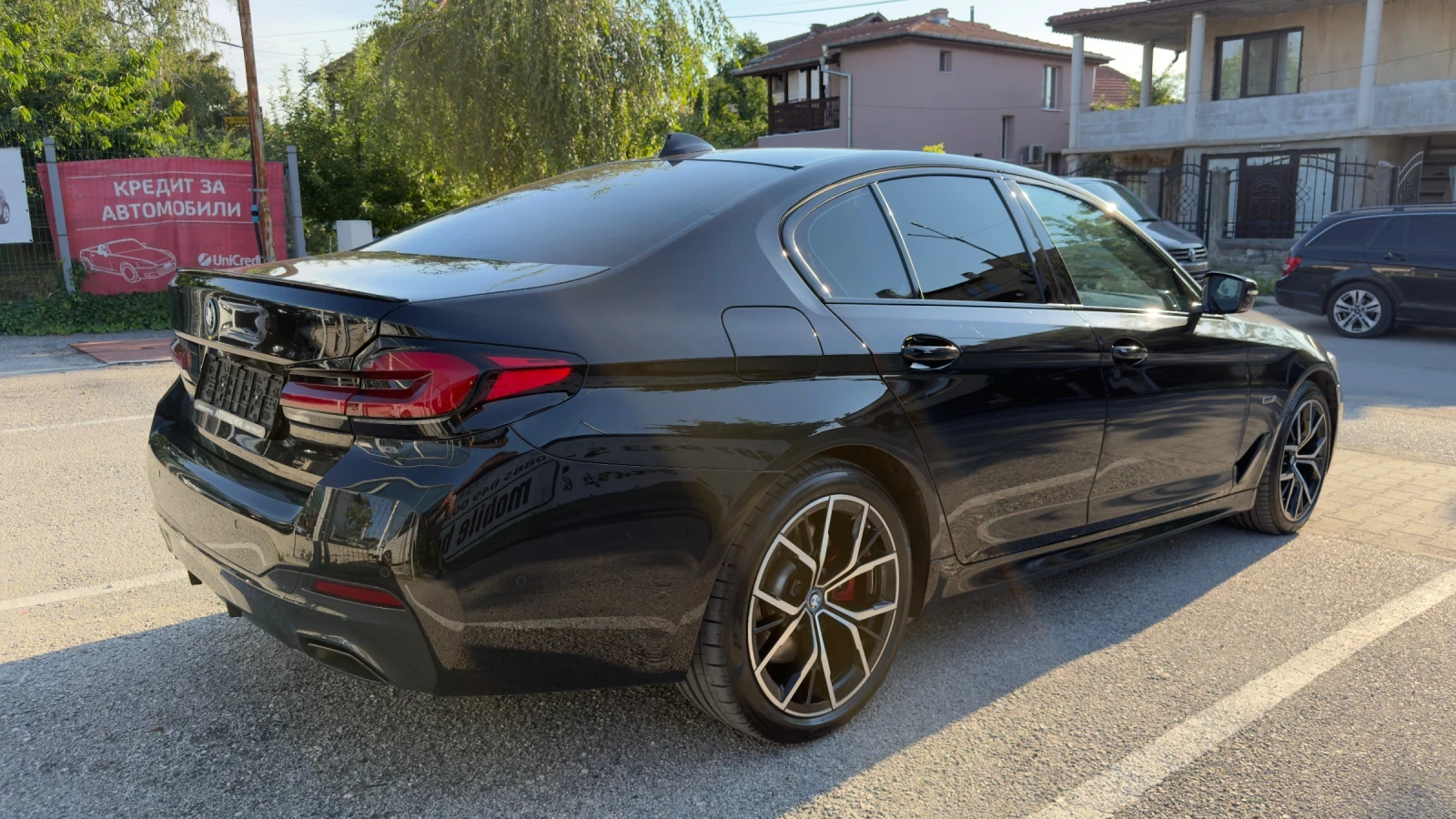 BMW 545  Plug-in Hybrid, снимка 6 - Автомобили и джипове - 54868272