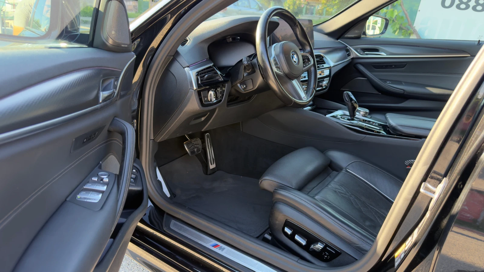 BMW 545  Plug-in Hybrid, снимка 8 - Автомобили и джипове - 54868272