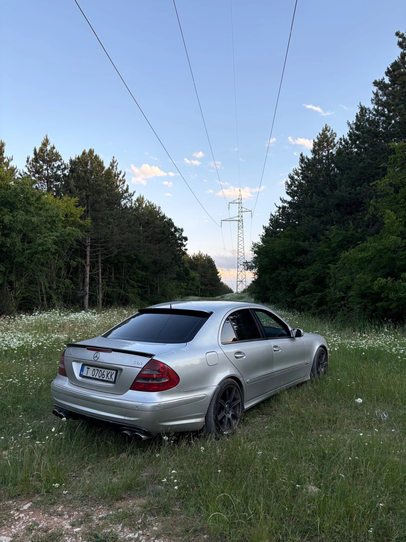 Mercedes-Benz E 320