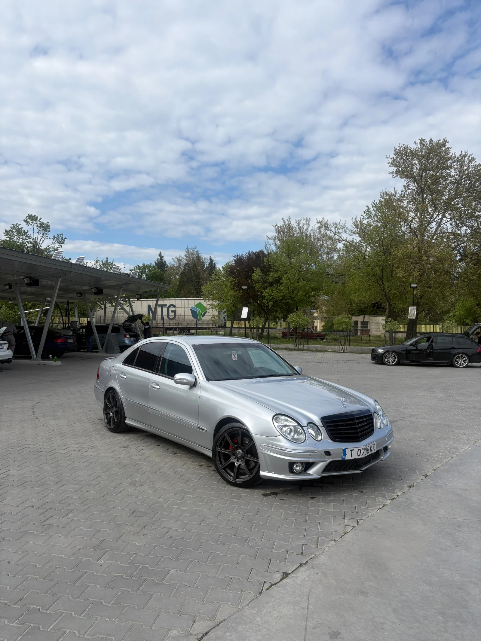 Mercedes-Benz E 320, снимка 6 - Автомобили и джипове - 55005031
