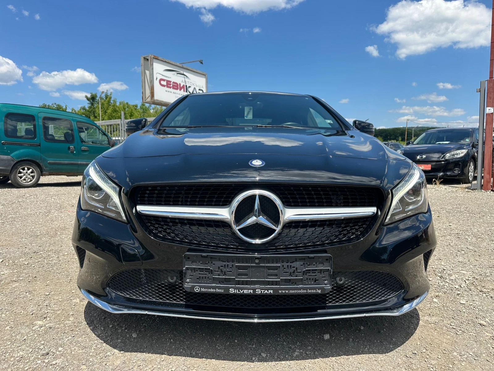 Mercedes-Benz CLA 180 Automatic, Silver Star, Full History, LED!, снимка 2 - Автомобили и джипове - 55019187