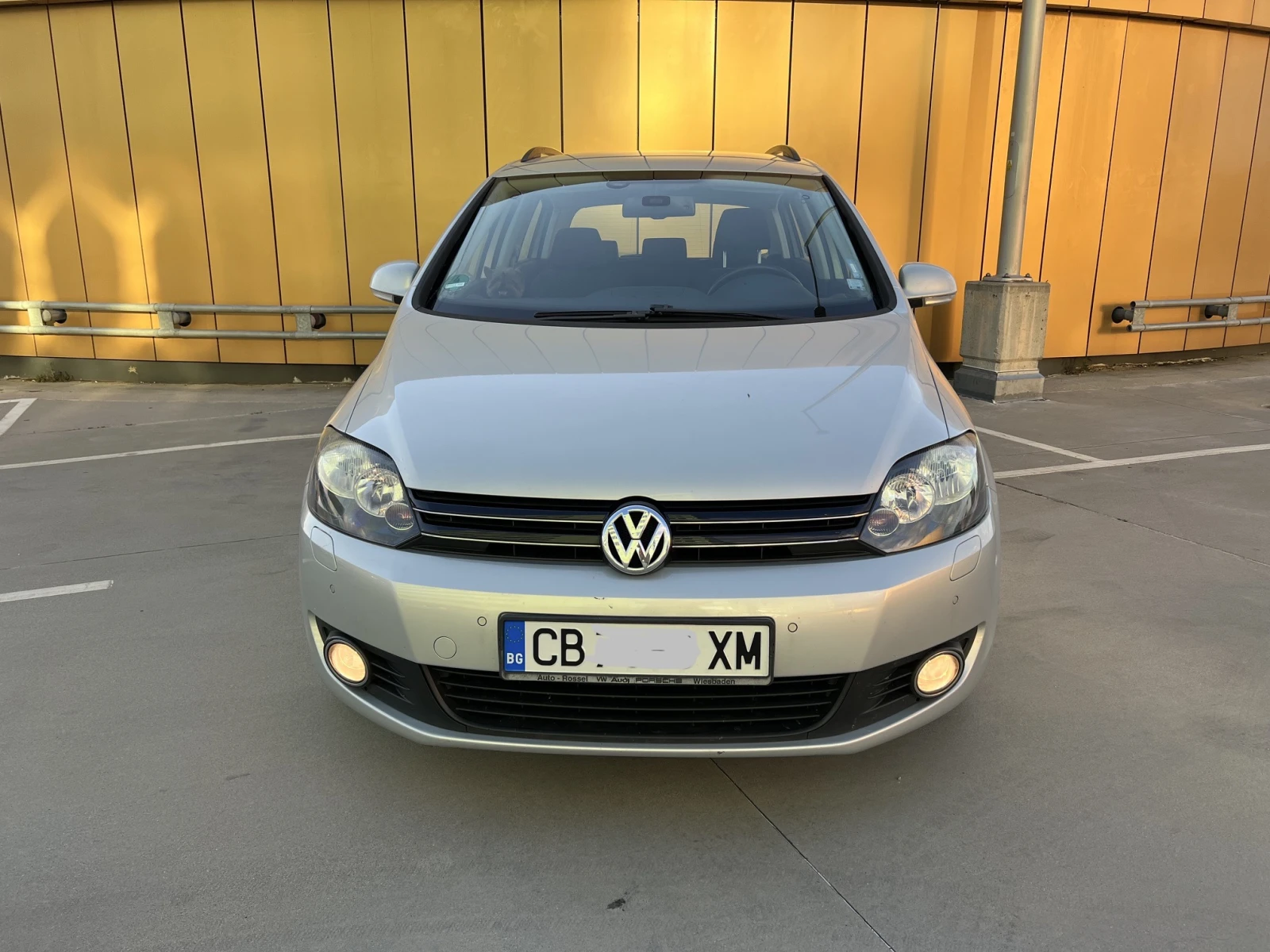 VW Golf Plus АВТОМАТ, БЕНЗИН, СОФИЯ, снимка 2 - Автомобили и джипове - 55186048
