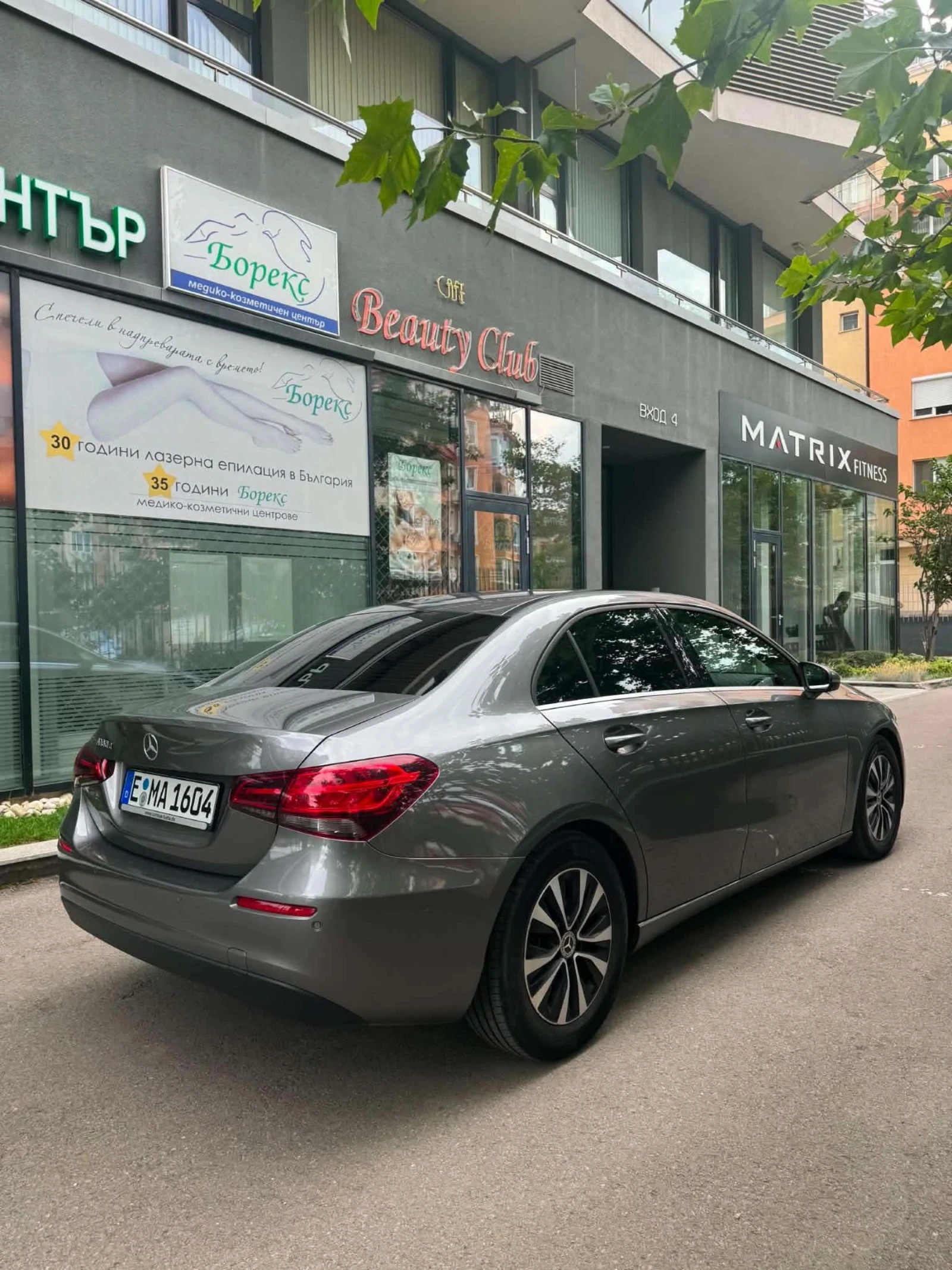 Mercedes-Benz A 180 Седан/Virtual/Dynamic Select, снимка 4 - Автомобили и джипове - 55256666