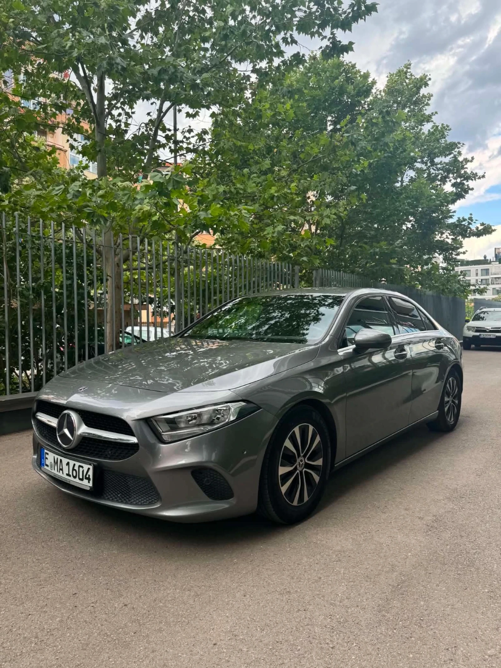 Mercedes-Benz A 180 Седан/Virtual/Dynamic Select, снимка 2 - Автомобили и джипове - 55256666