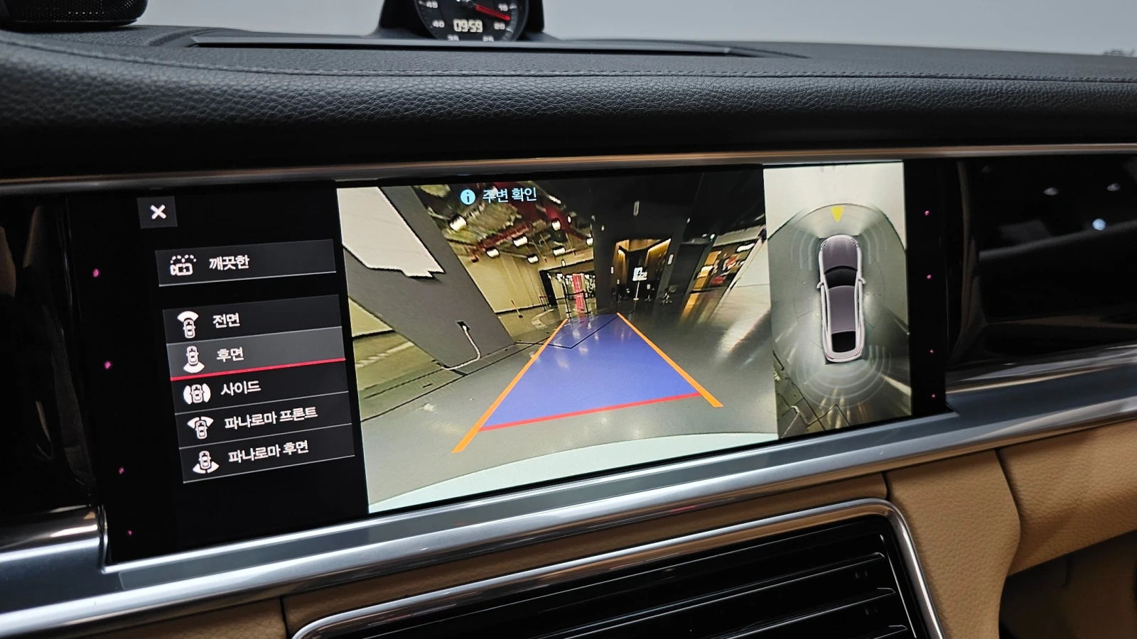 Porsche Panamera 3.0 AWD , снимка 14 - Автомобили и джипове - 55277115