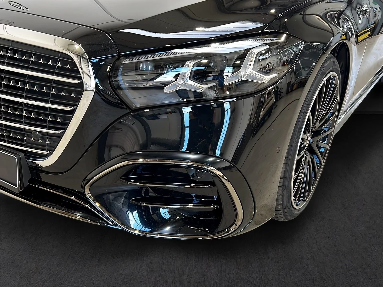 Mercedes-Benz S 580 4-MATIC FACELIFT AMG LONG TV NIGHT BURMESTER PANO, снимка 6 - Автомобили и джипове - 55547056