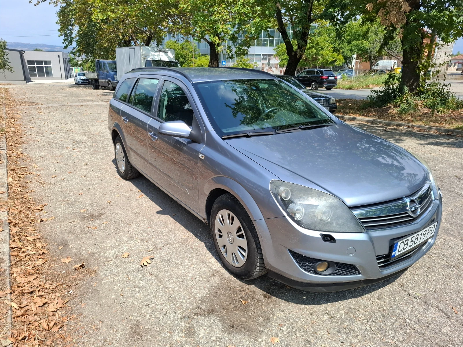 Opel Astra 1.3 cdti, снимка 4 - Автомобили и джипове - 55655590
