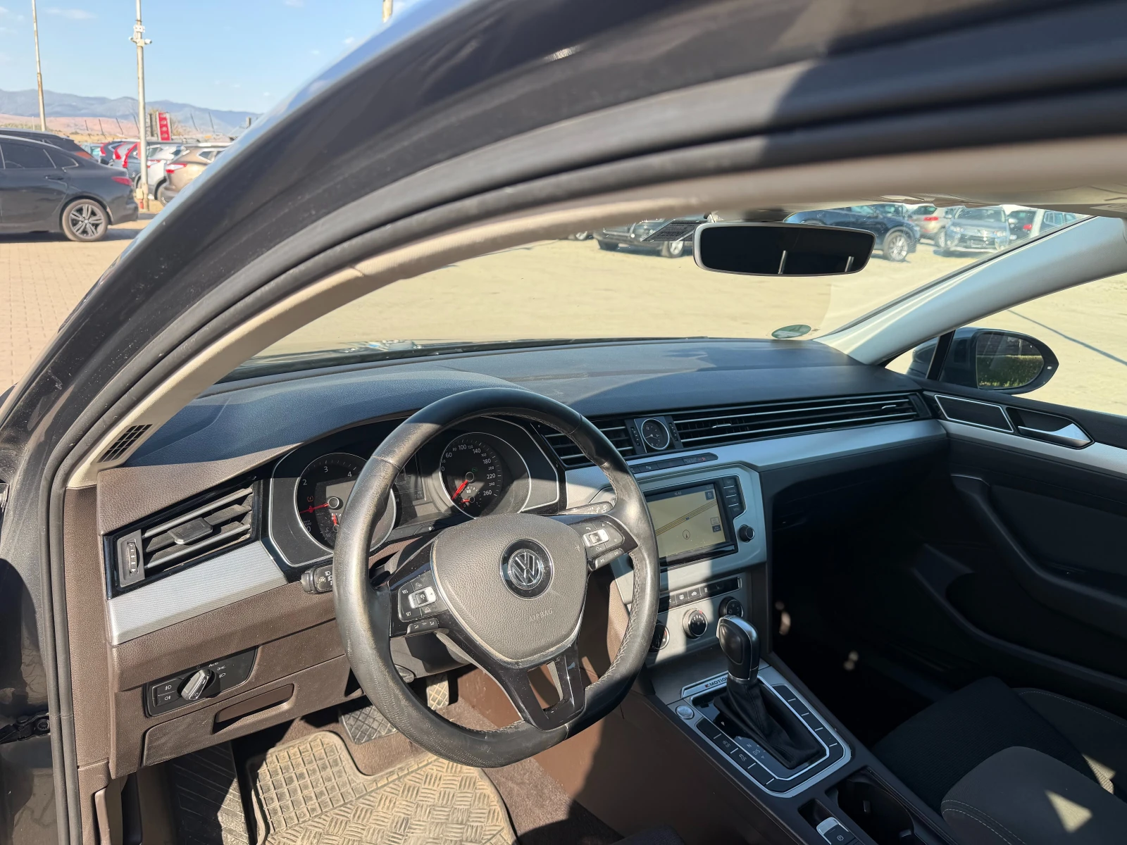VW Passat 2.0TDI 4MOTION AVTOMAT/NAVI/KAMERA EURO 6, снимка 11 - Автомобили и джипове - 56119753