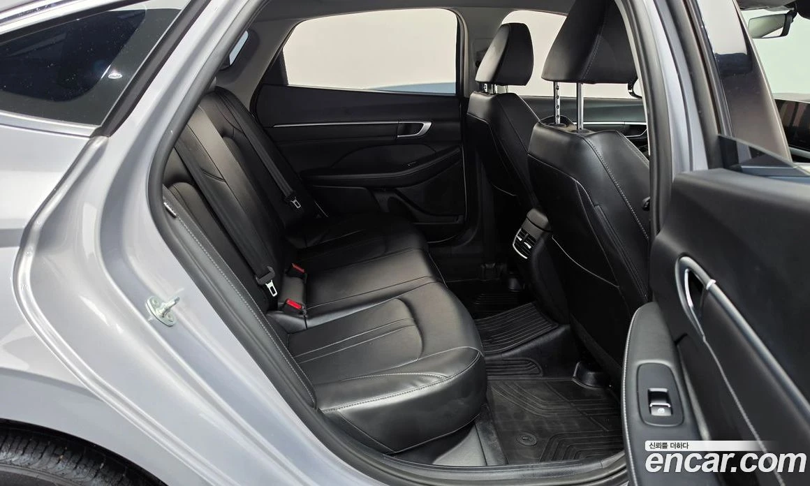Hyundai Sonata 2.0 LPG, снимка 17 - Автомобили и джипове - 56155502