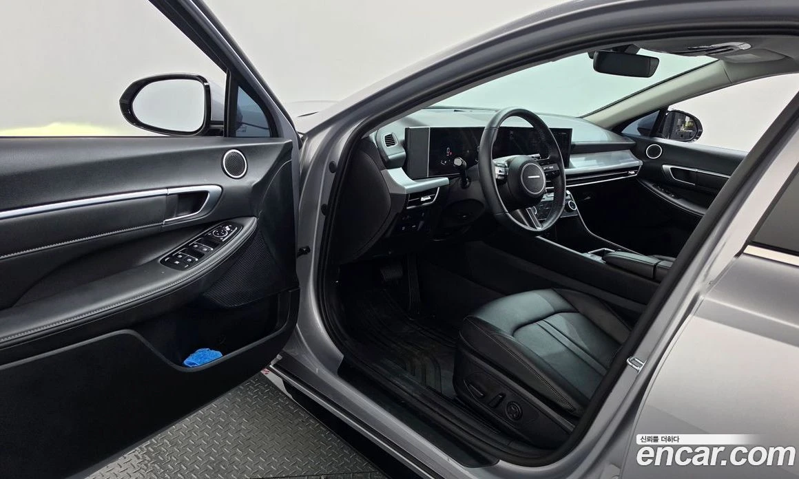 Hyundai Sonata 2.0 LPG, снимка 13 - Автомобили и джипове - 56155502