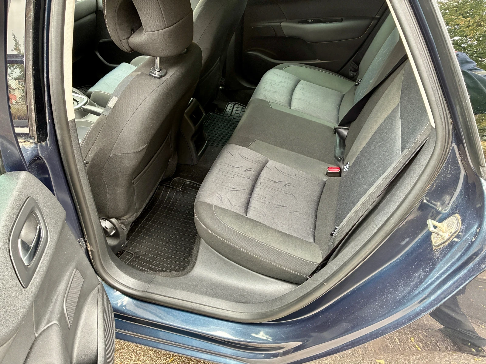 Citroen C4 1, 6 Автоматик, снимка 8 - Автомобили и джипове - 56535058