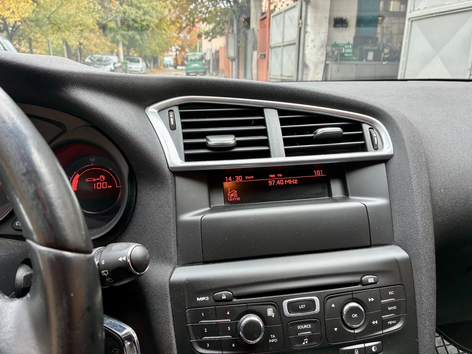 Citroen C4 1, 6 Автоматик, снимка 10 - Автомобили и джипове - 56535058