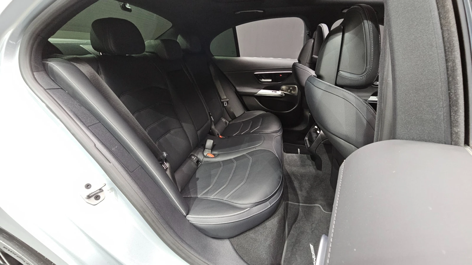 Mercedes-Benz E 300 2.0 4MATIC AMG Line | Mobile.bg � ����������� 9