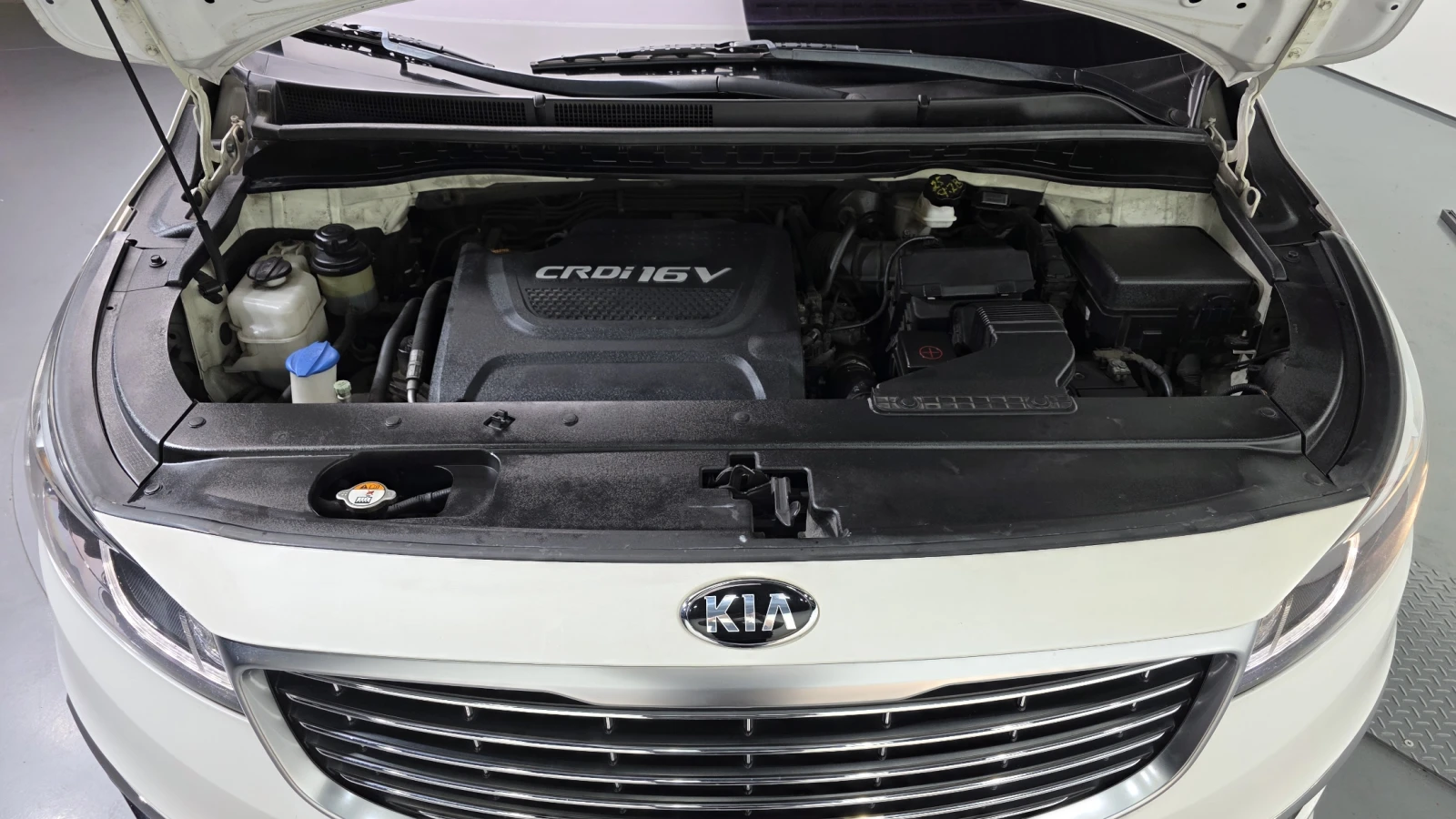 Kia Carnival ������� ����� ������ ����* encareu.com | Mobile.bg � ����������� 6