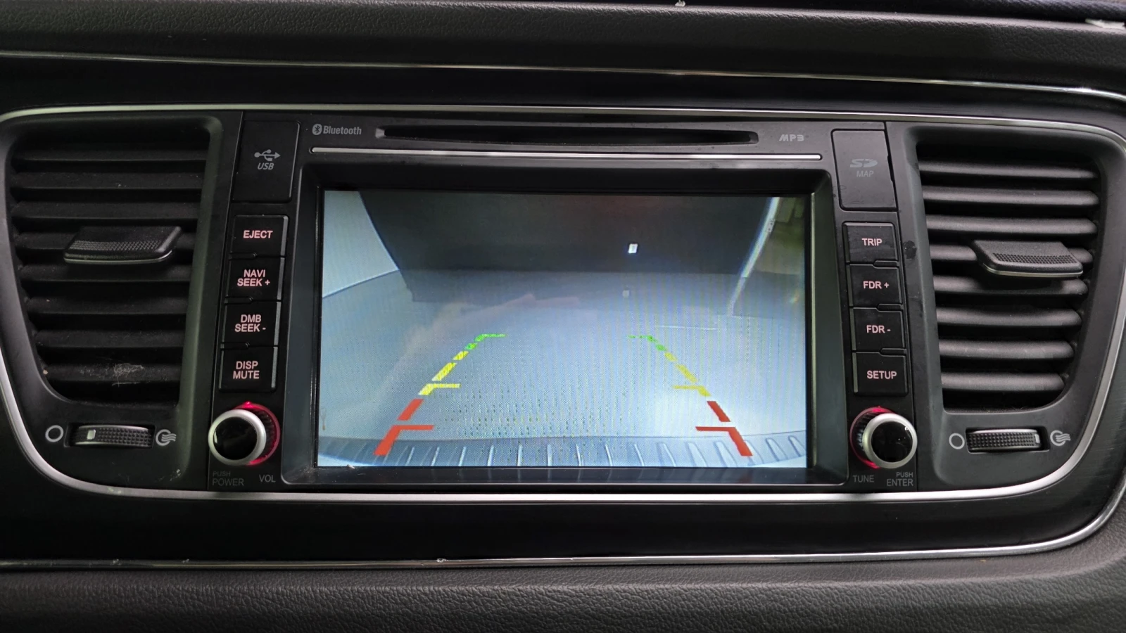 Kia Carnival ������� ����� ������ ����* encareu.com | Mobile.bg � ����������� 15