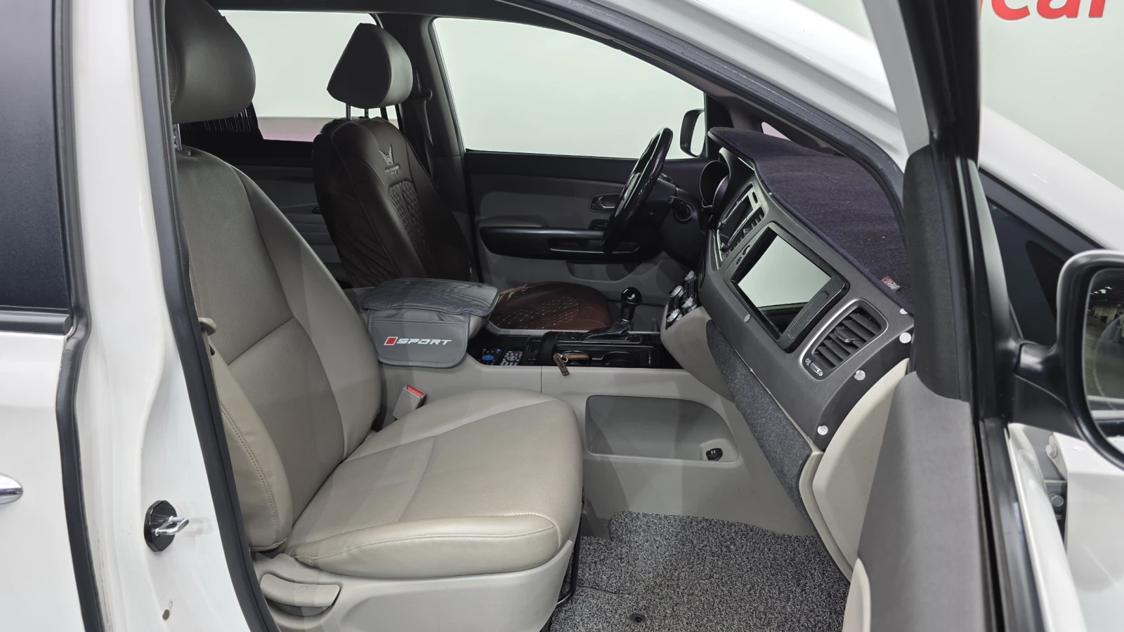 Kia Carnival ������� ����� ������ ����* encareu.com | Mobile.bg � ����������� 11