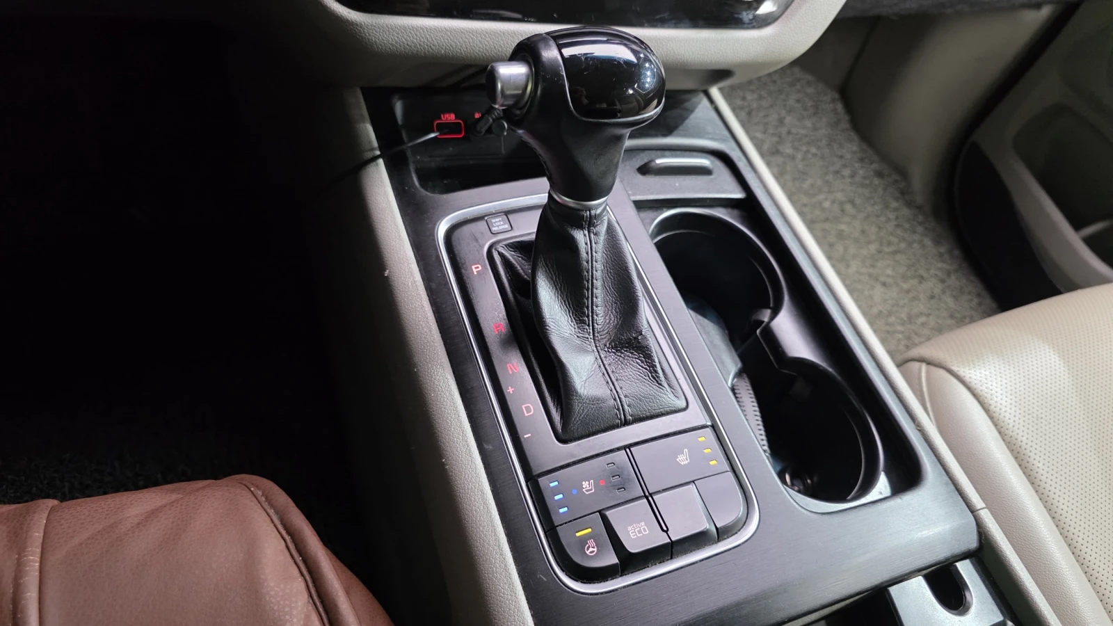 Kia Carnival ������� ����� ������ ����* encareu.com | Mobile.bg � ����������� 9