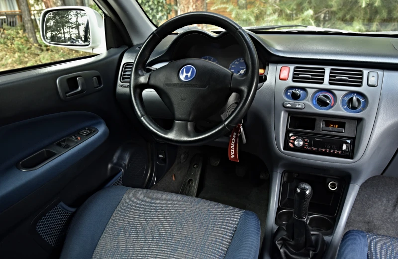 Honda Hr-v 1.6i-105кс= 4Х4= ГАЗ= РАБОТЕЩ КЛИМАТИК TEГЛИЧ, снимка 4 - Автомобили и джипове - 53014174