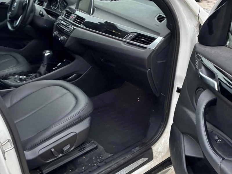 BMW X1 XDRIVE28I * ПРЕДСТАВИТЕЛСТВО БА BMW* КЛИП НА МОТОР, снимка 12 - Автомобили и джипове - 53305133