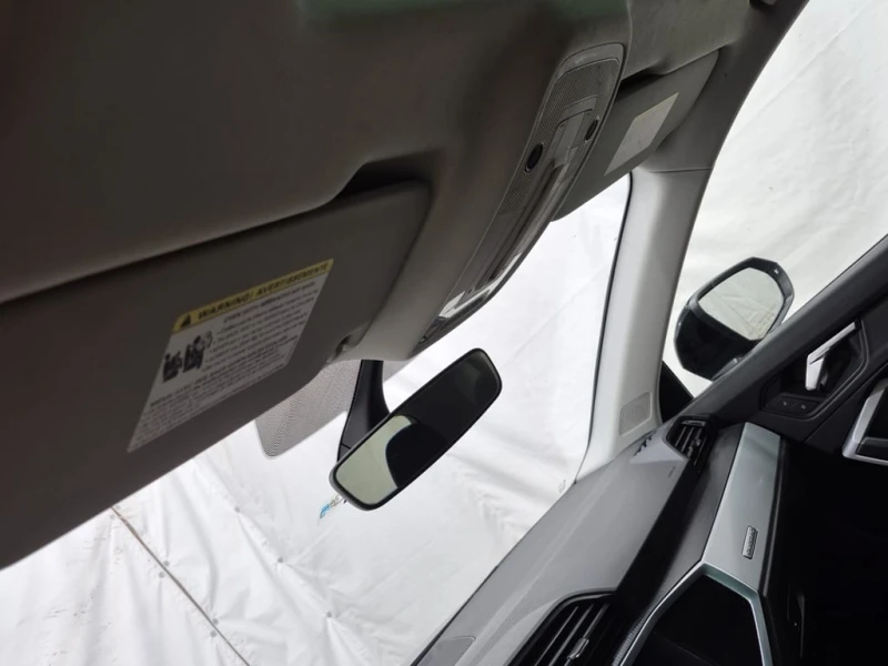 Audi Q3 * ПАНОРАМА * ПОДГРЕВ * ОТ ПРЕДСТАВИТЕЛСТВО, снимка 13 - Автомобили и джипове - 53305661