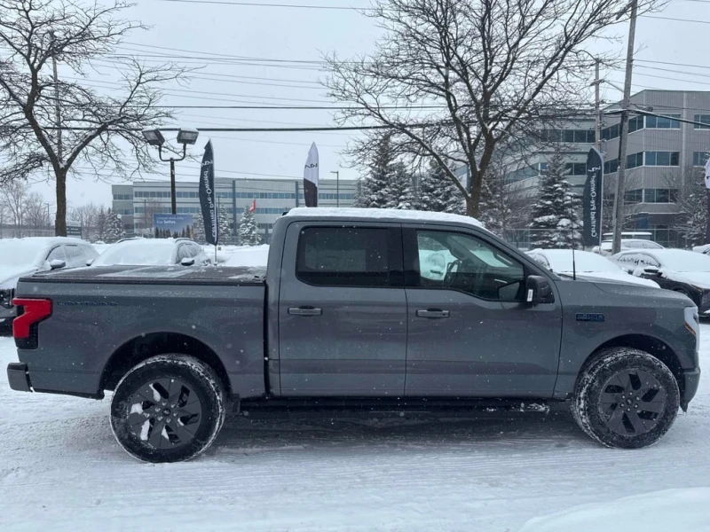 Ford F150 Lightning Flash / AWD / Дистроник / Подгреви / , снимка 3 - Автомобили и джипове - 53357721