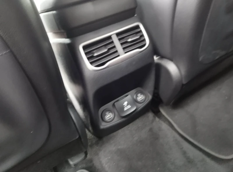 Hyundai Santa fe 1.6 T-GDI Hybrid, снимка 10 - Автомобили и джипове - 53465946