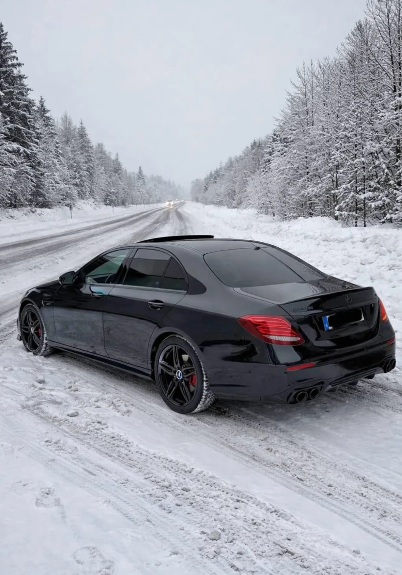 Mercedes-Benz E 350 AMG Pack, снимка 4 - Автомобили и джипове - 53465946