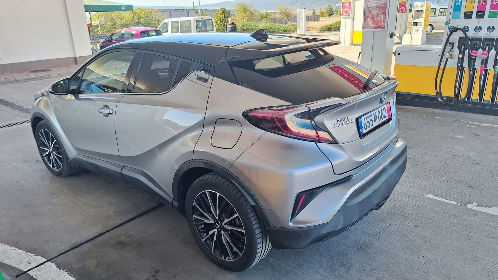 Toyota C-HR 1.8 - изображение 2