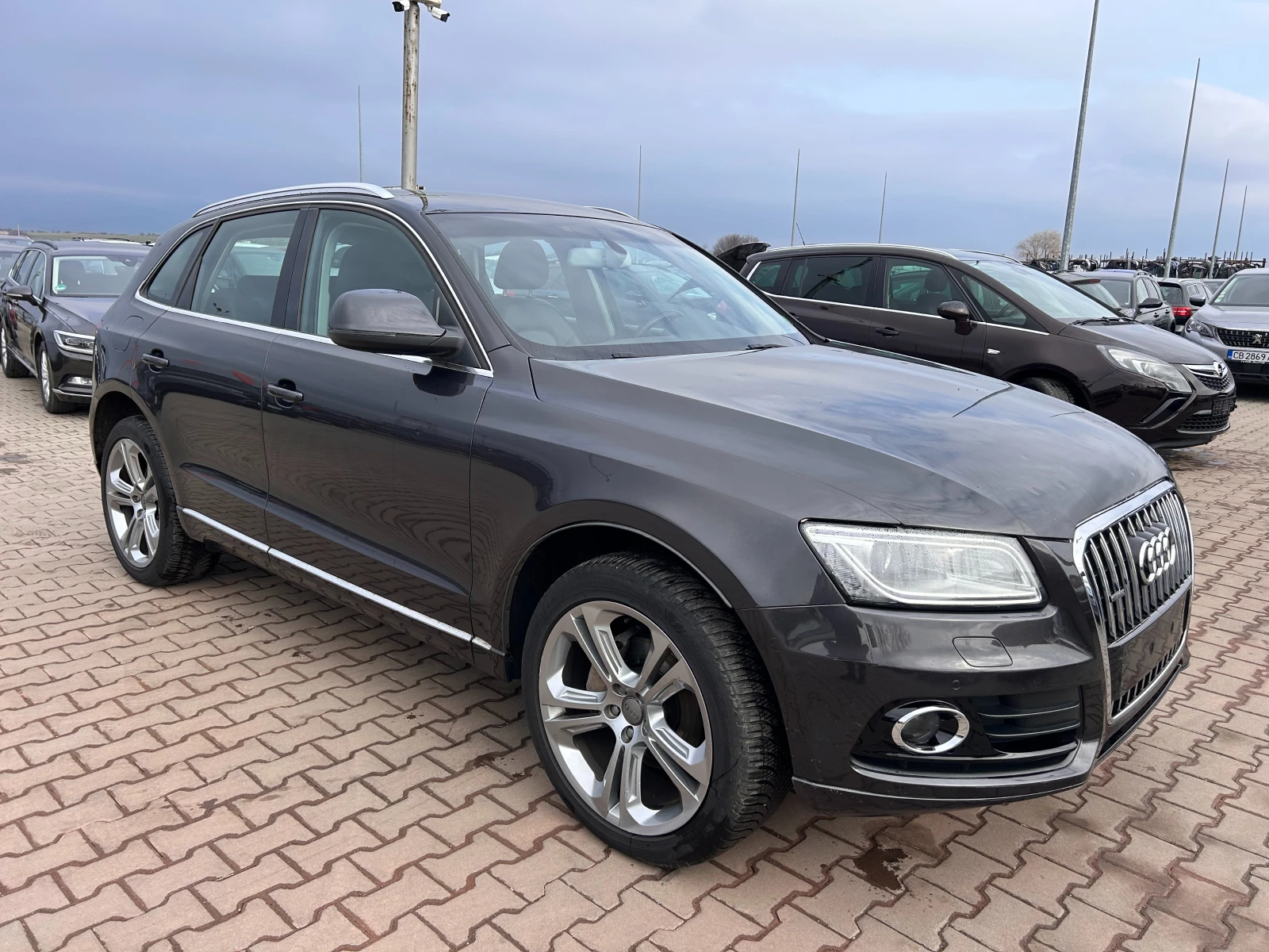 Audi Q5 2.0TDI QUATTRO AVTOMAT/KOJA/NAVI EURO 5 - изображение 4