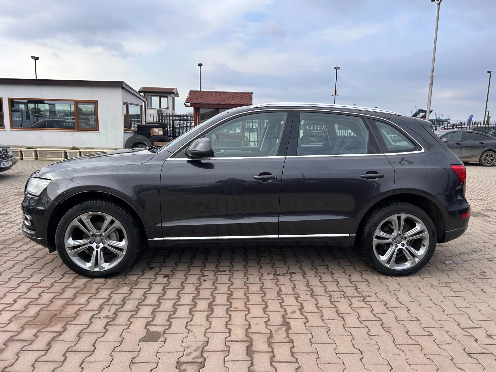 Audi Q5 2.0TDI QUATTRO AVTOMAT/KOJA/NAVI EURO 5 - изображение 9