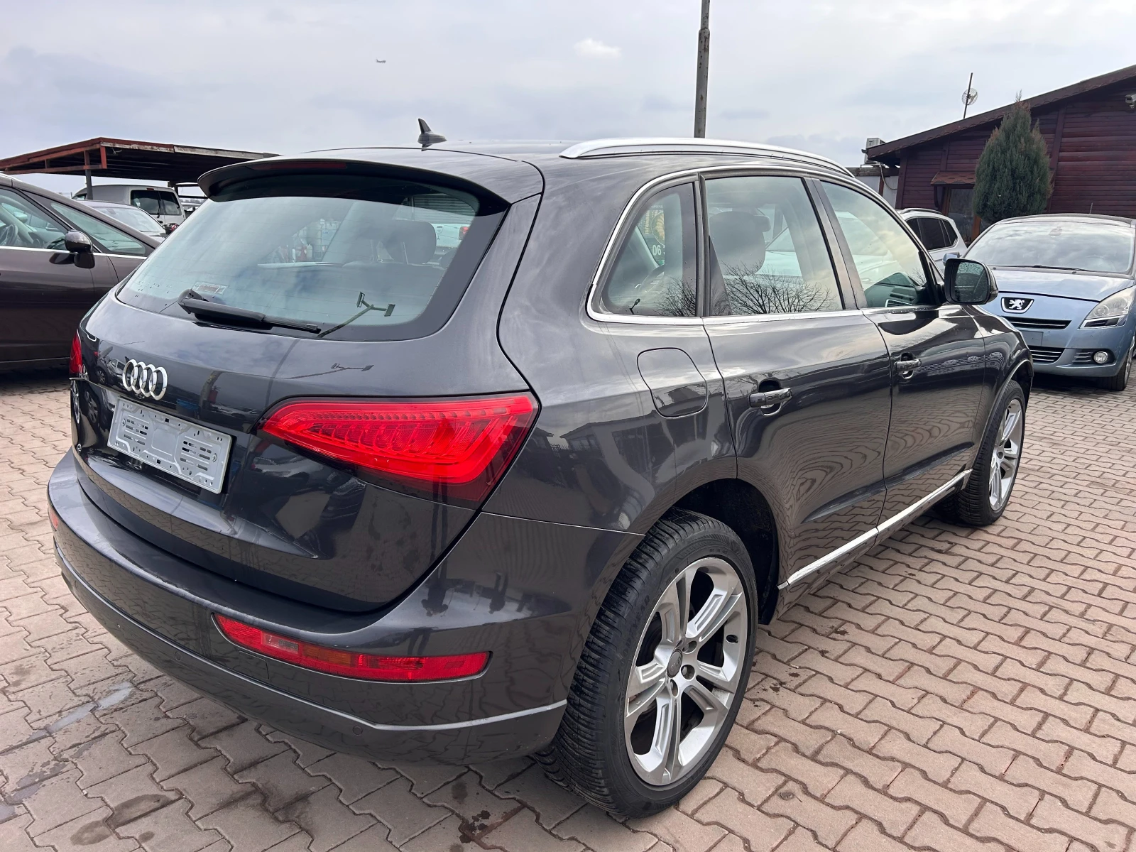 Audi Q5 2.0TDI QUATTRO AVTOMAT/KOJA/NAVI EURO 5 - изображение 6