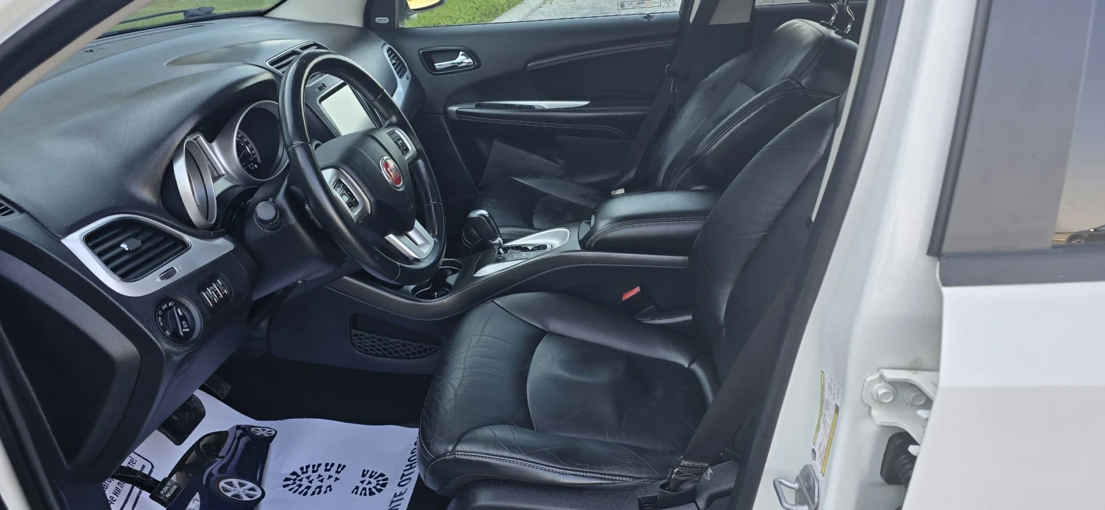 Fiat Freemont 2.0 170к.с панорама тв. DVD кожа FULL - изображение 9