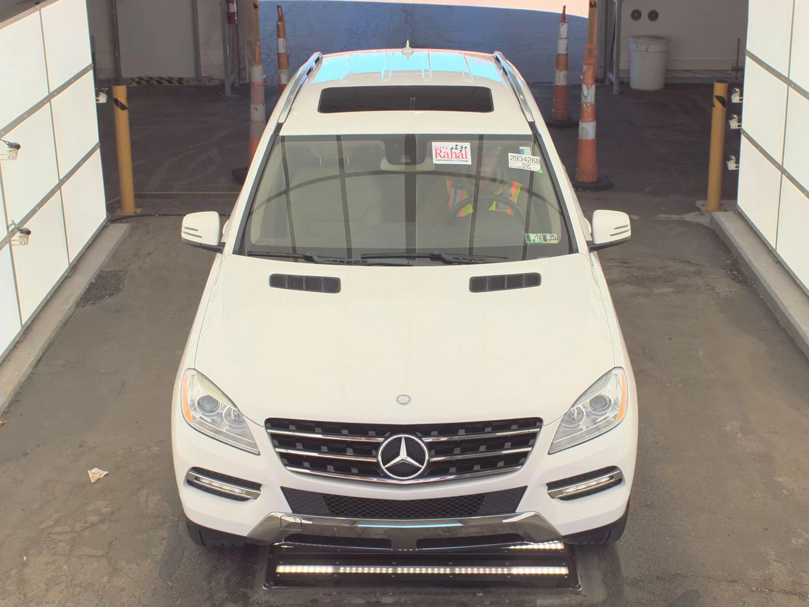 Mercedes-Benz ML 350 4MATIC* CARFAX * БЕЗ ПЪРВОНАЧАЛНА ВНОСКА - изображение 2