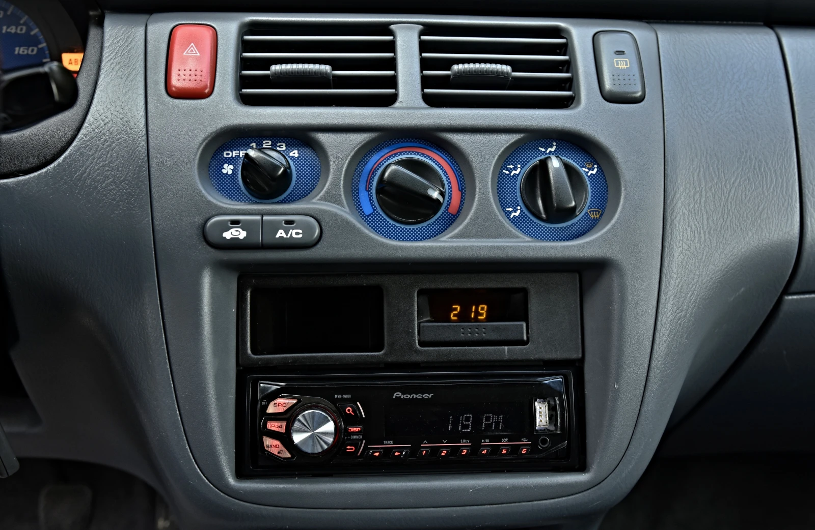 Honda Hr-v 1.6i-105кс= 4Х4= ГАЗ= РАБОТЕЩ КЛИМАТИК TEГЛИЧ - изображение 6