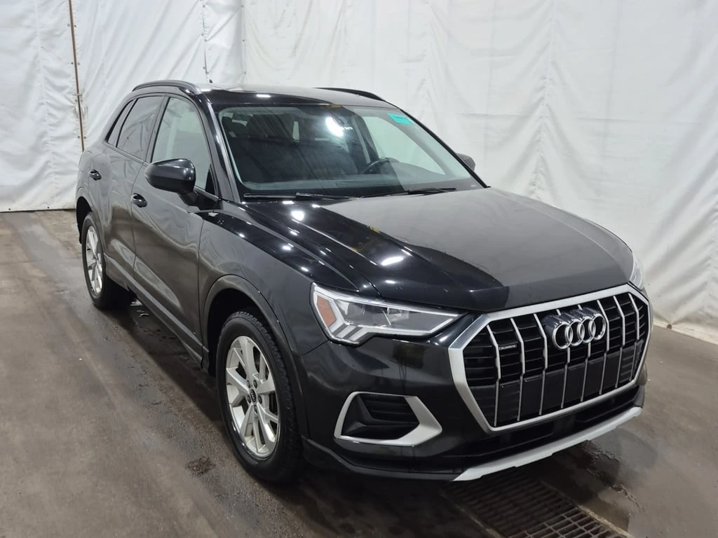 Audi Q3 * ПАНОРАМА * ПОДГРЕВ * ОТ ПРЕДСТАВИТЕЛСТВО - изображение 2