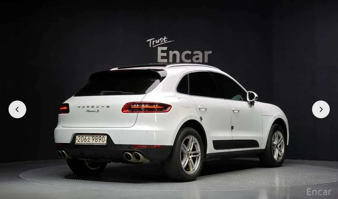 Porsche Macan S* LED* PANORAMA* МЪРТВА ТОЧКА* ПОДГРЕВ* NAVI* , снимка 2 - Автомобили и джипове - 53769362