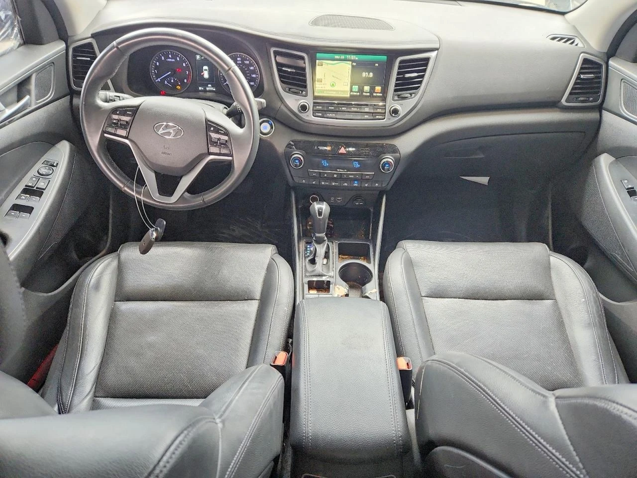 Hyundai Tucson Limited, снимка 4 - Автомобили и джипове - 54136886