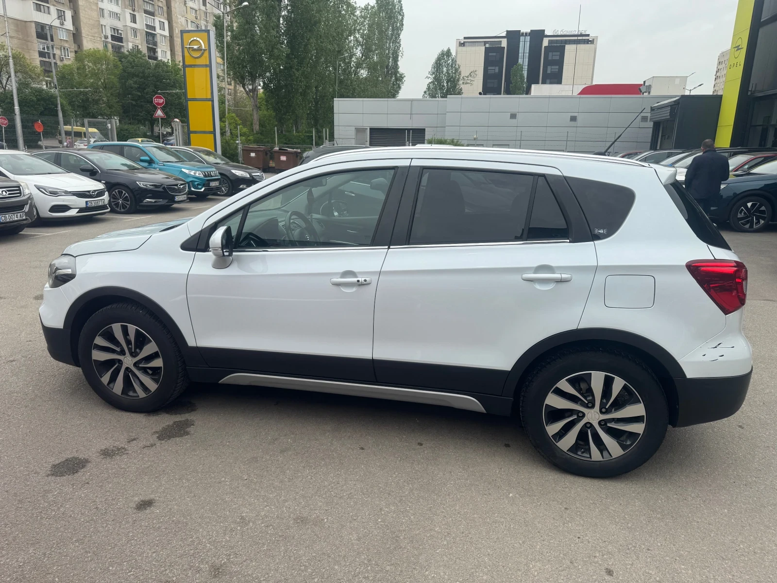 Suzuki SX4 S-Cross 1.4 Turbo 4x4 Automatic, снимка 8 - Автомобили и джипове - 54477522