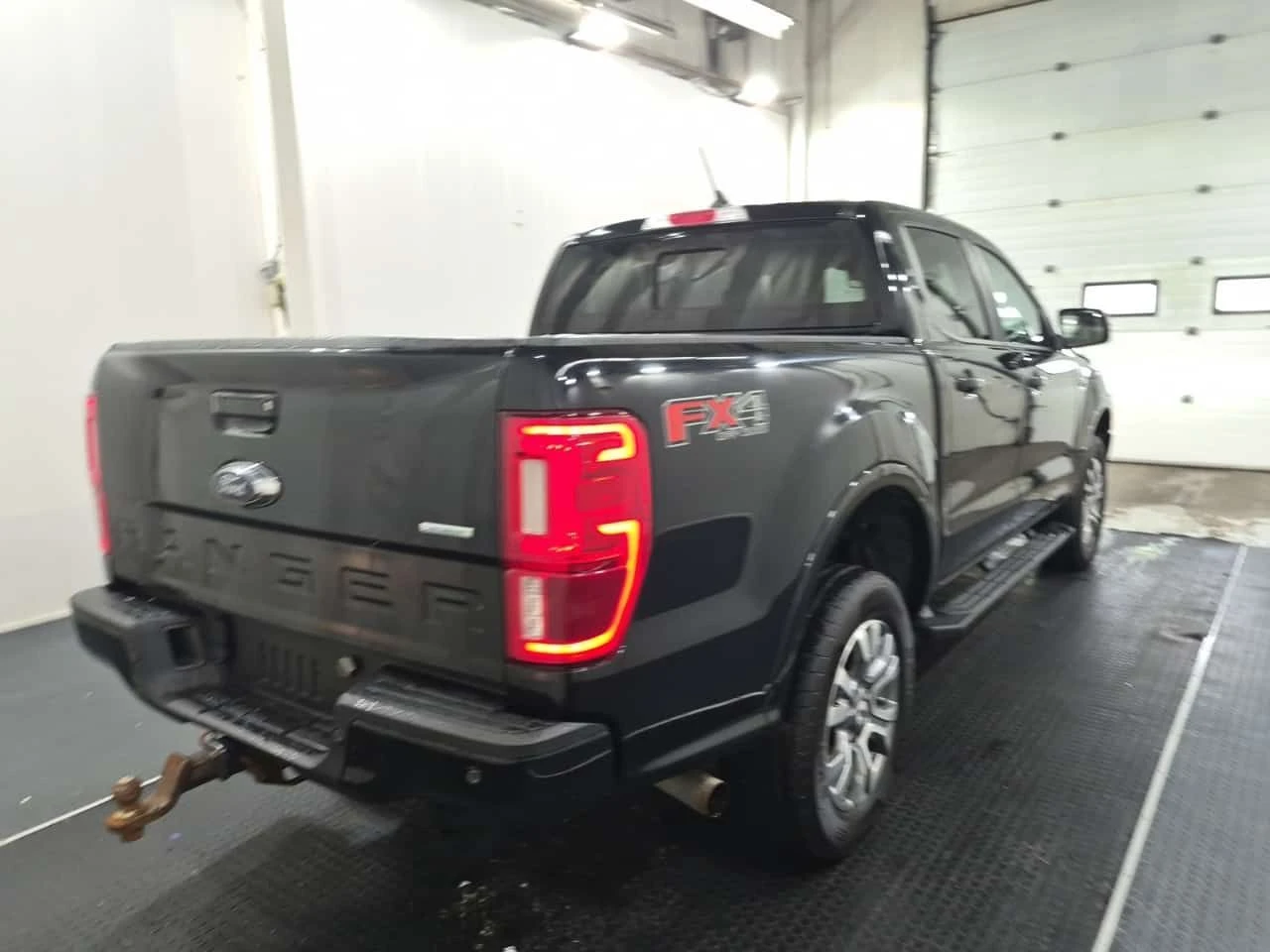Ford Ranger LARIAT| PANO| KEYLESS| CARFAX| , снимка 4 - Автомобили и джипове - 55262865