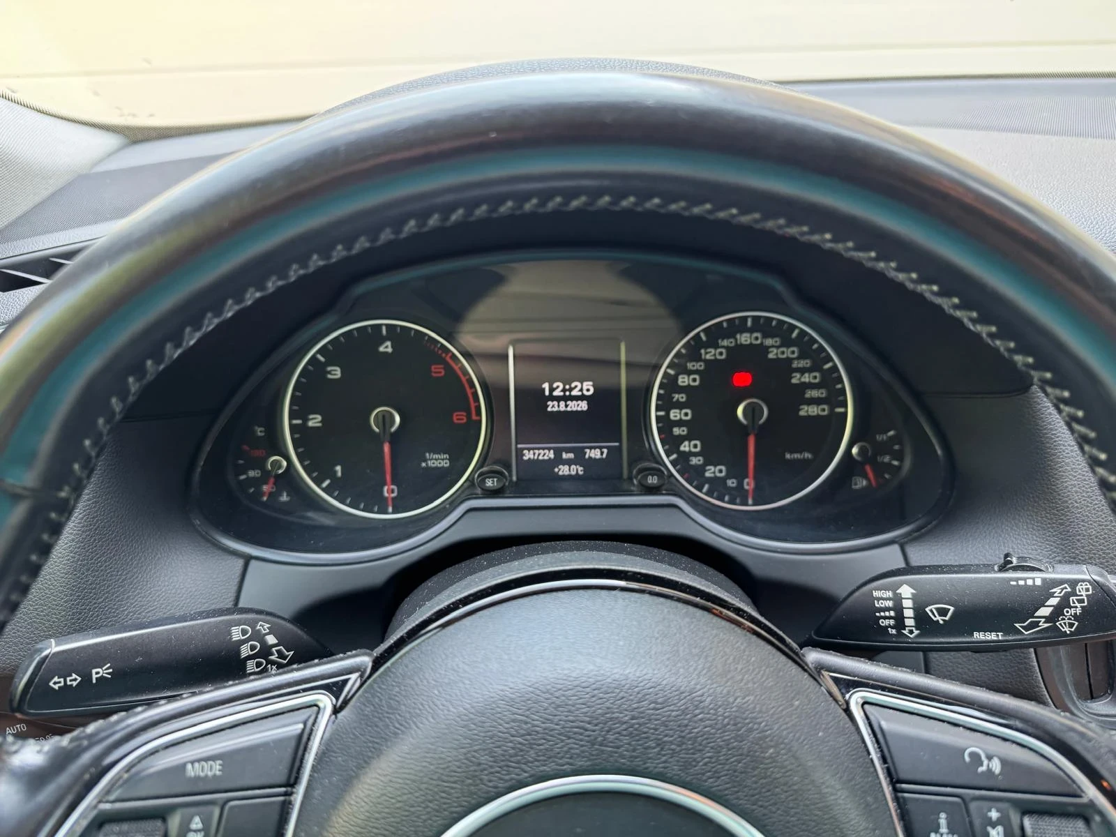 Audi Q5 Първи собственик , снимка 10 - Автомобили и джипове - 55776620