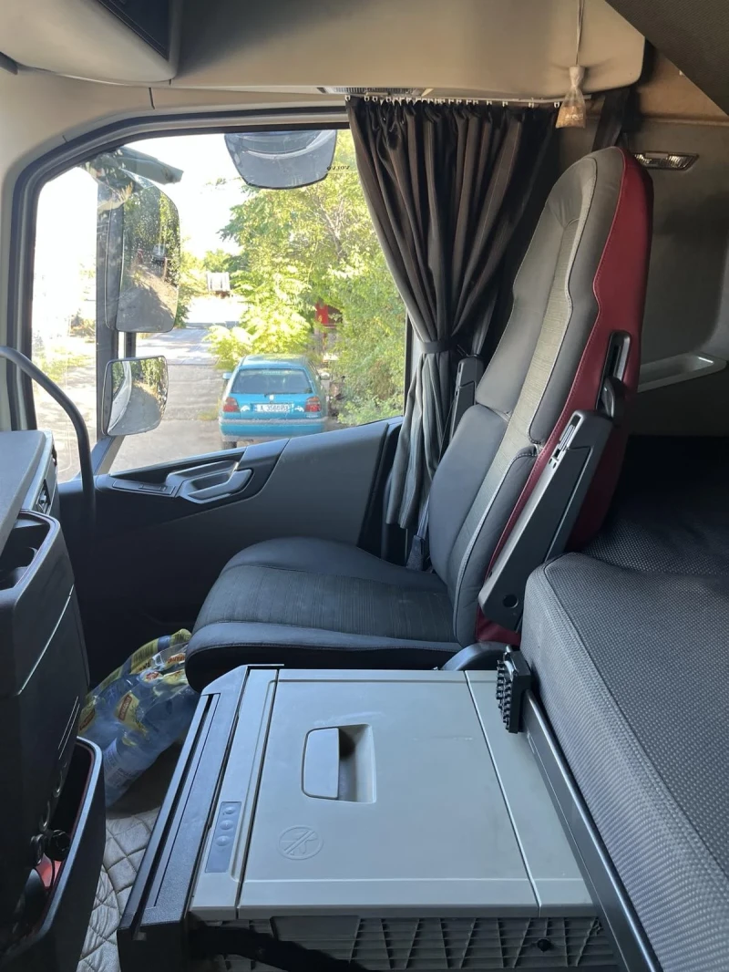 Volvo Fh 460, снимка 7 - Камиони - 52396310