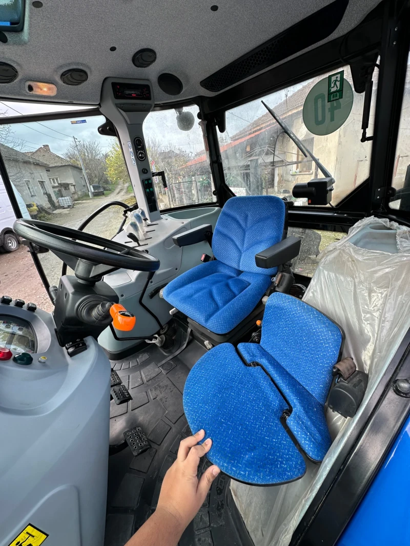 Трактор New Holland TD5.95, снимка 3 - Селскостопанска техника - 52591588
