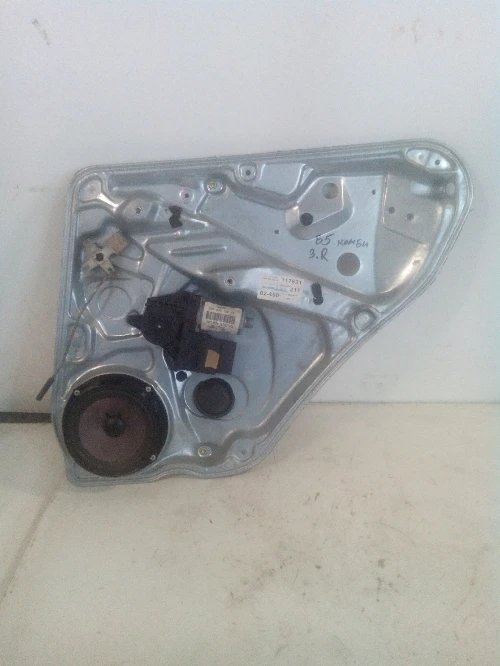 Ел.машинка стъкло Фолксваген Пасат Б5 задна дясна