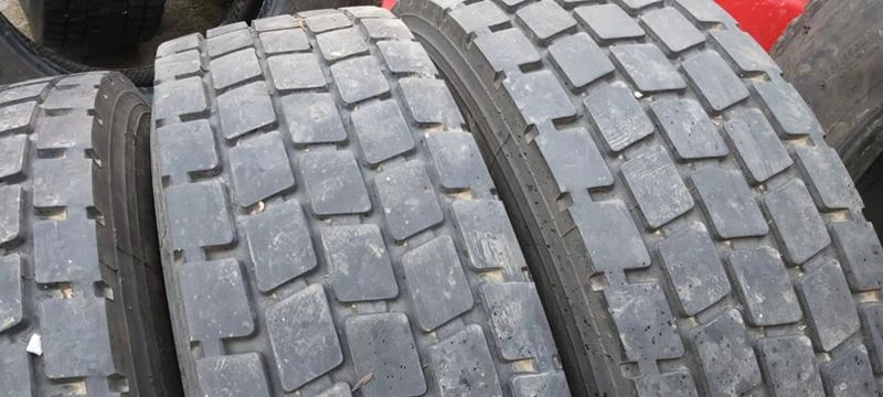 Гуми Летни 285/70R19.5, снимка 7 - Гуми и джанти - 32573100