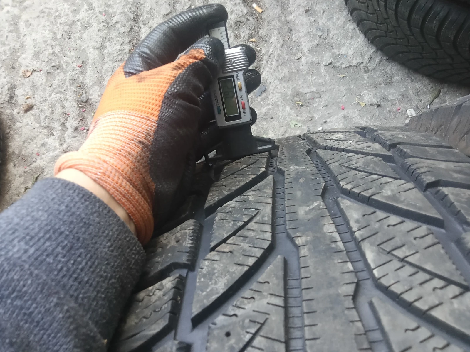 ���� 265/65R17 | Mobile.bg � ����������� 4