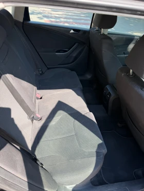 VW Passat 2.0 6 Ръчка , снимка 8